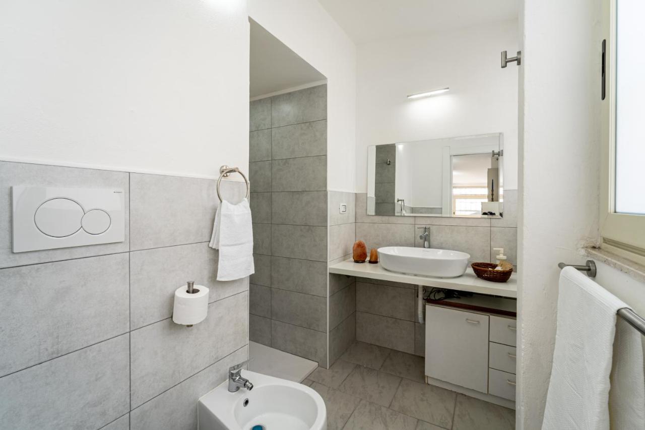 Monolocale Gio Apartment Carbonia Exterior photo
